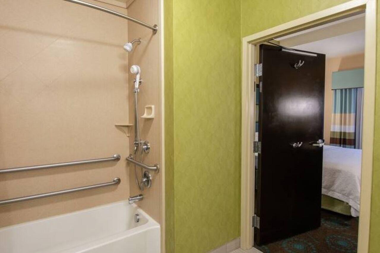 Hampton & Salt City/farmington Hotel Farmington