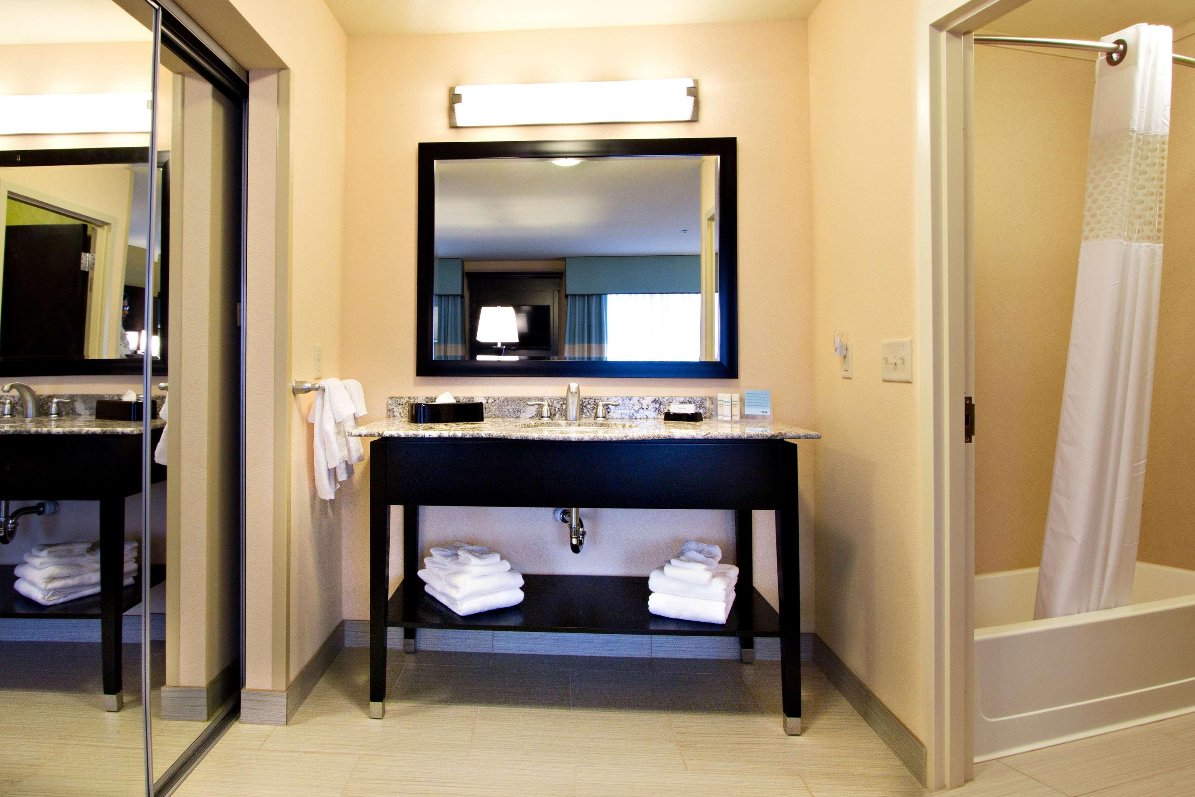 Hotel Hampton & Salt City/farmington 3*