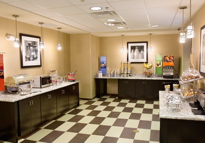 Hotel Hampton & Salt City/farmington 3*